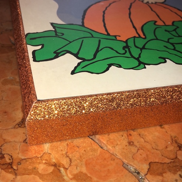 Pop Creations Peanuts Charlie Brown Great Pumpkin Linus Glitter Wall Sign NEW - Picture 2 of 6